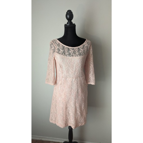 Maeve by Anthropologie Dresses & Skirts - Maeve Anthropologie Lefkara blush pink lace dress